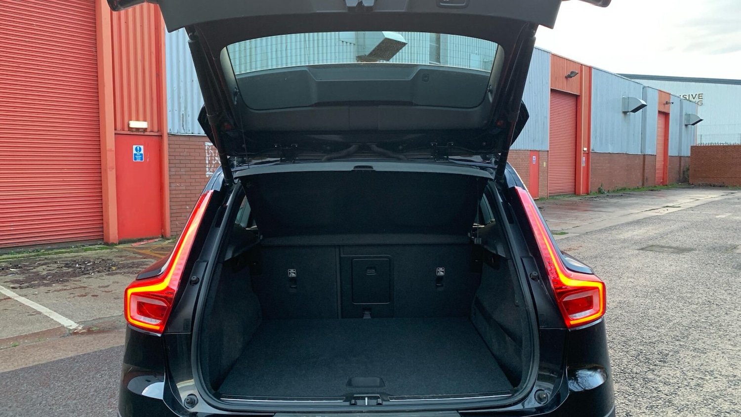 Used Volvo XC40 2019 for sale - 77097935: Photo 13