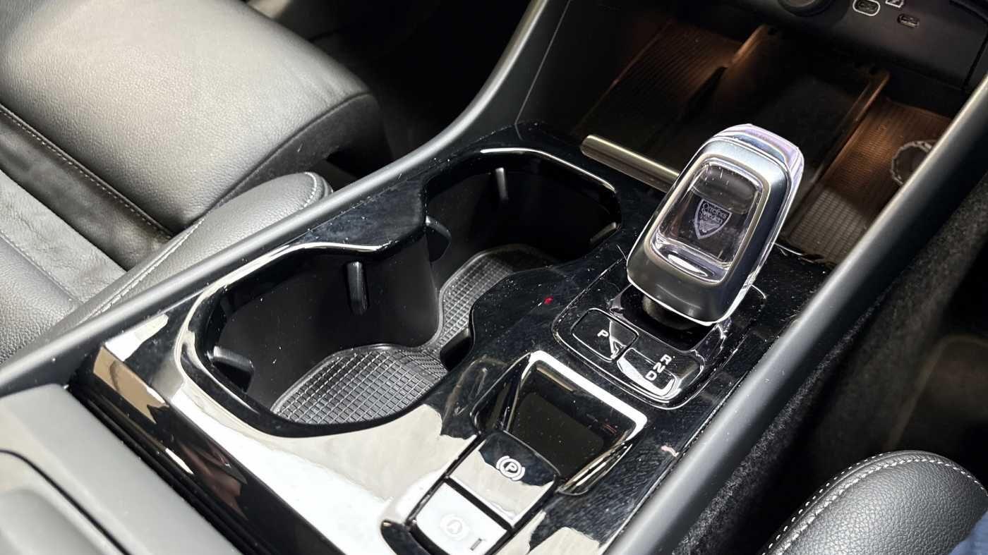 Used Volvo XC40 2024 for sale - 76550383: Photo 12