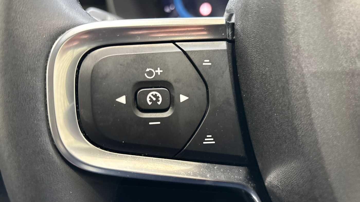 Used Volvo XC40 2024 for sale - 76550383: Photo 21