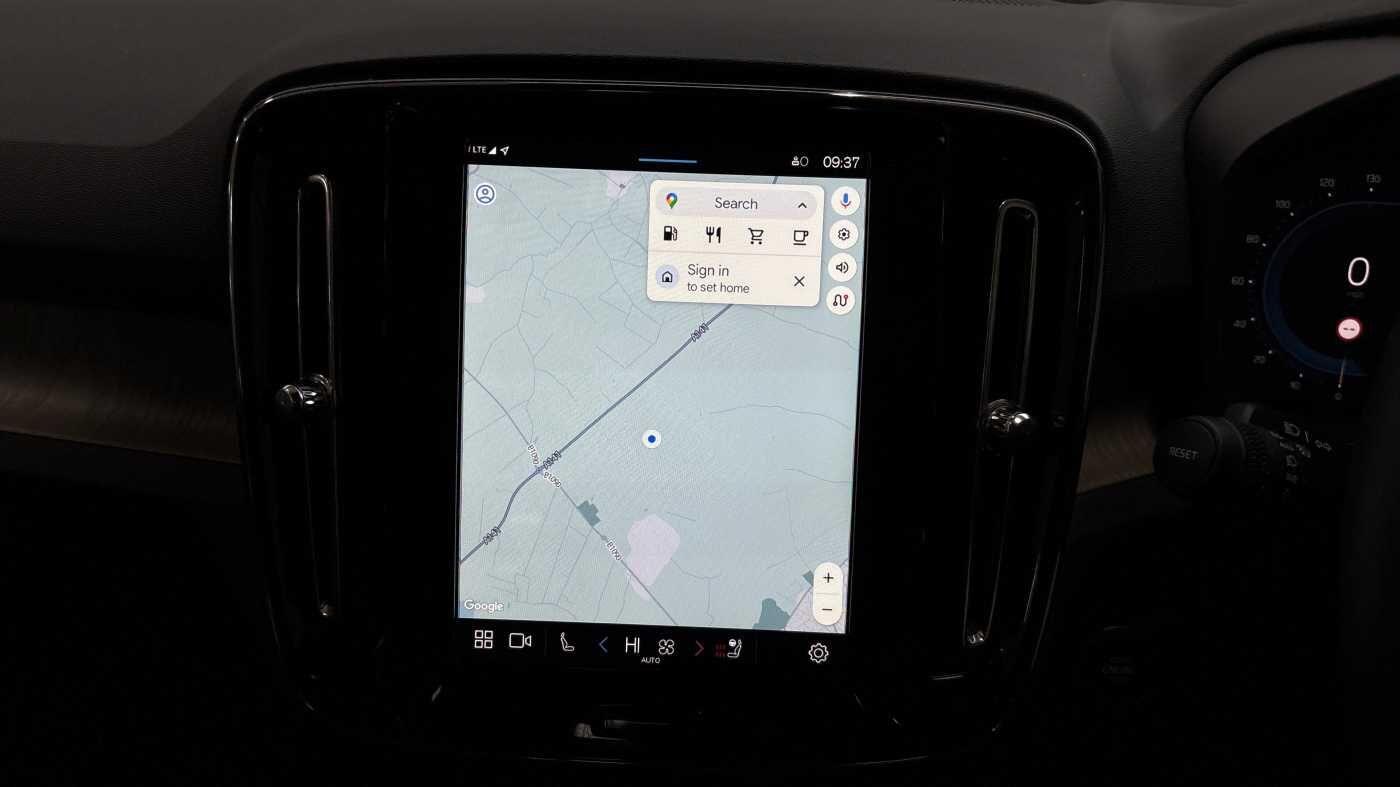 Used Volvo XC40 2024 for sale - 76550383: Photo 29