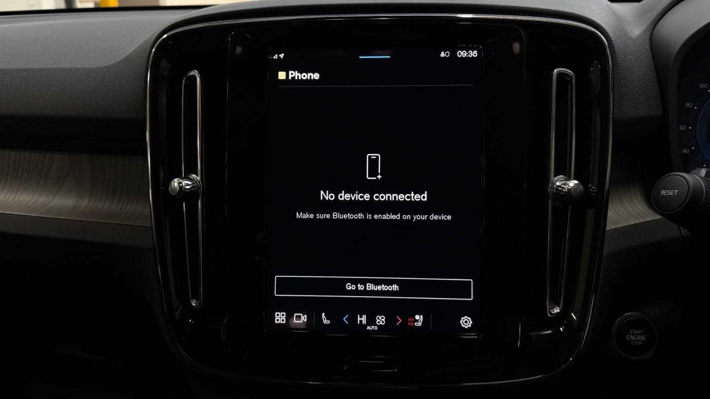 Used Volvo XC40 2024 for sale - 76550383: Photo 31