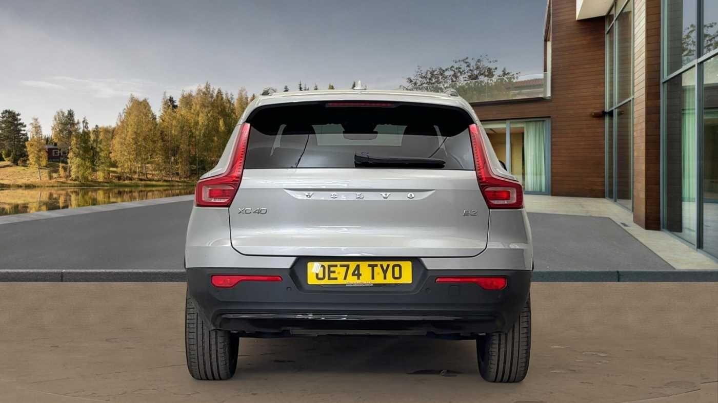 Used Volvo XC40 2024 for sale - 76550383: Photo 8