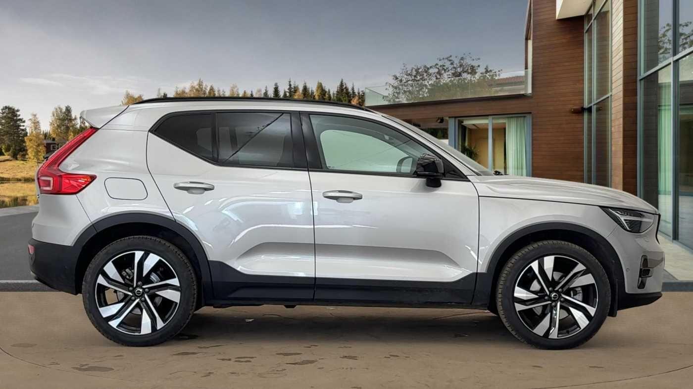 Used Volvo XC40 2024 for sale - 76550383: Photo 9