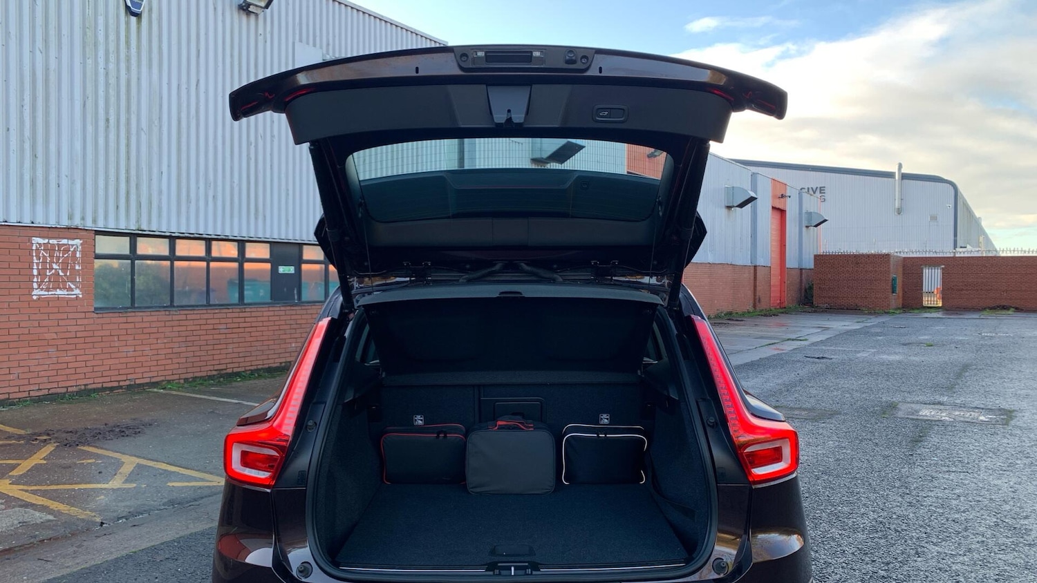 Used Volvo XC40 2020 for sale - 76832215: Photo 14