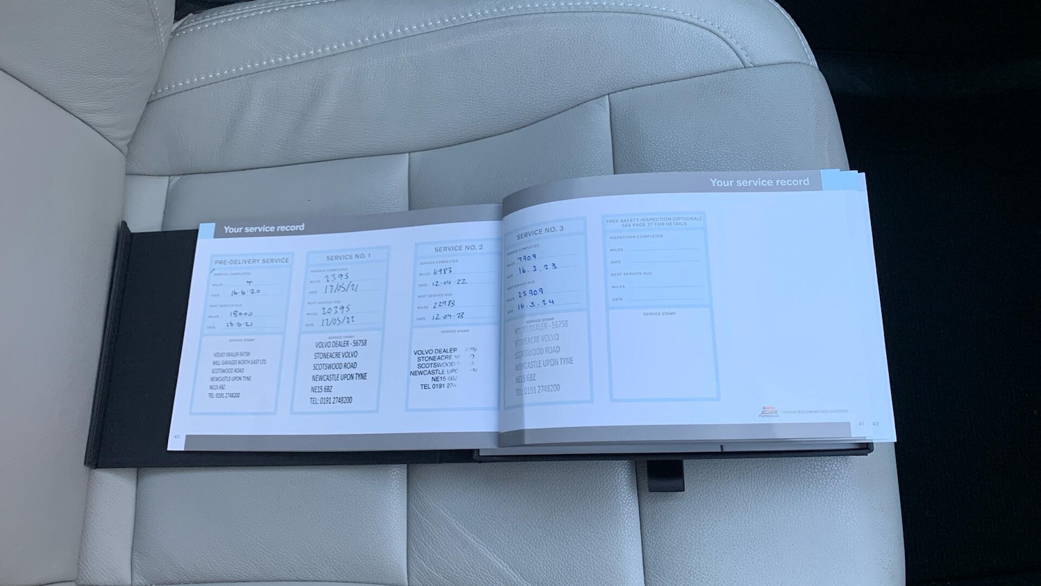 Used Volvo XC40 2020 for sale - 76832215: Photo 16