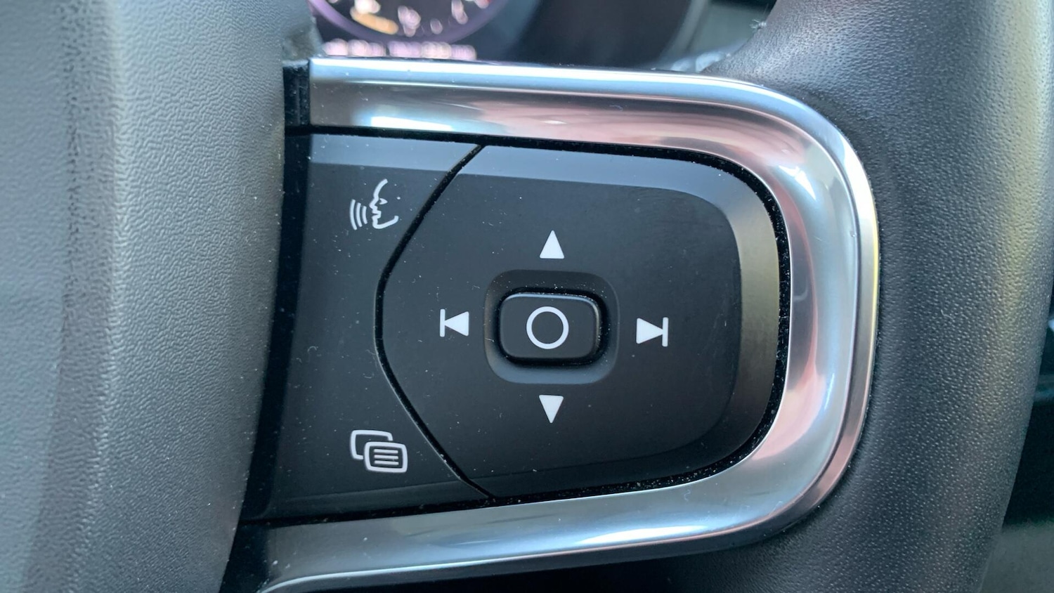 Used Volvo XC40 2020 for sale - 76832215: Photo 23