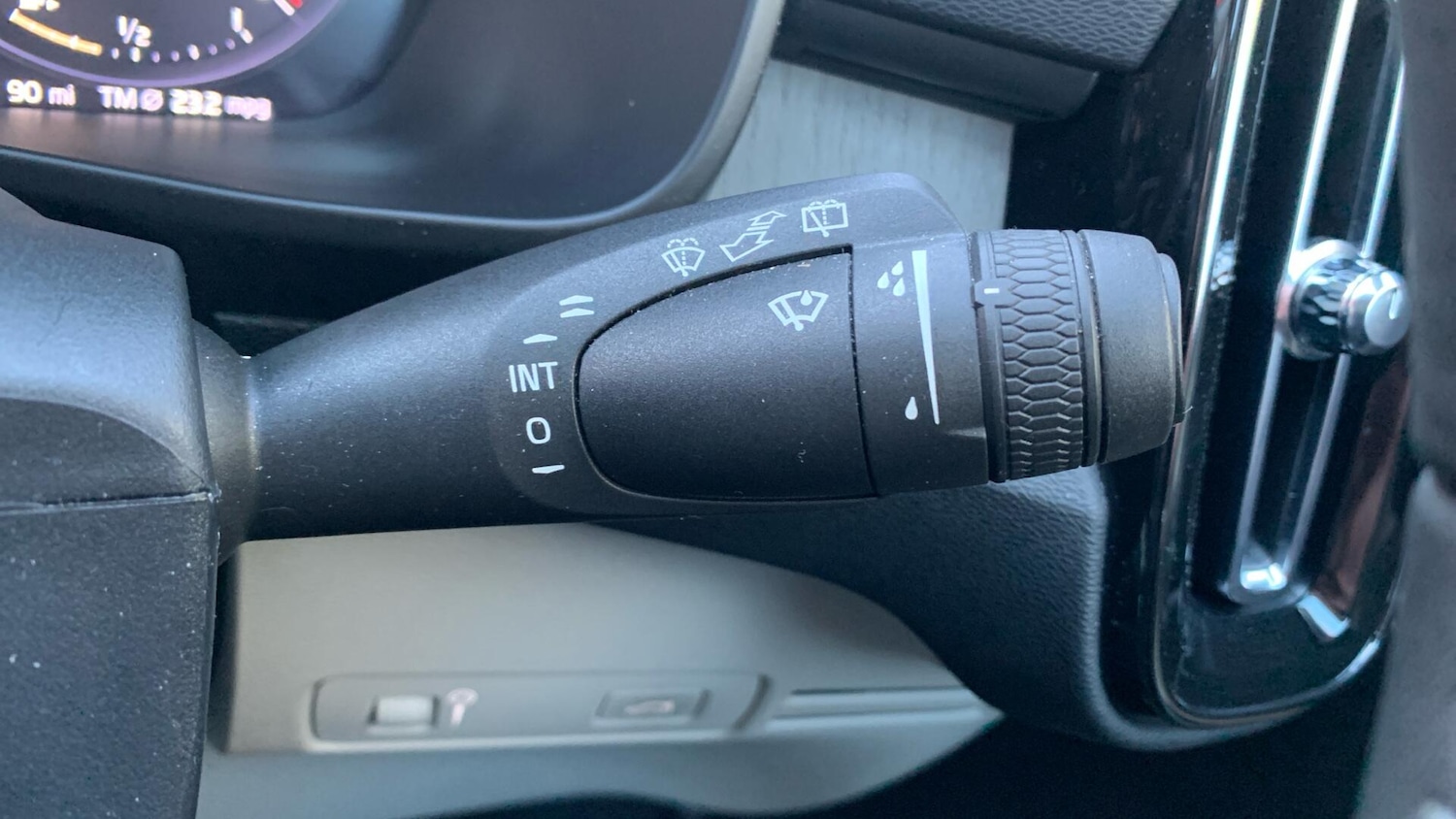 Used Volvo XC40 2020 for sale - 76832215: Photo 24