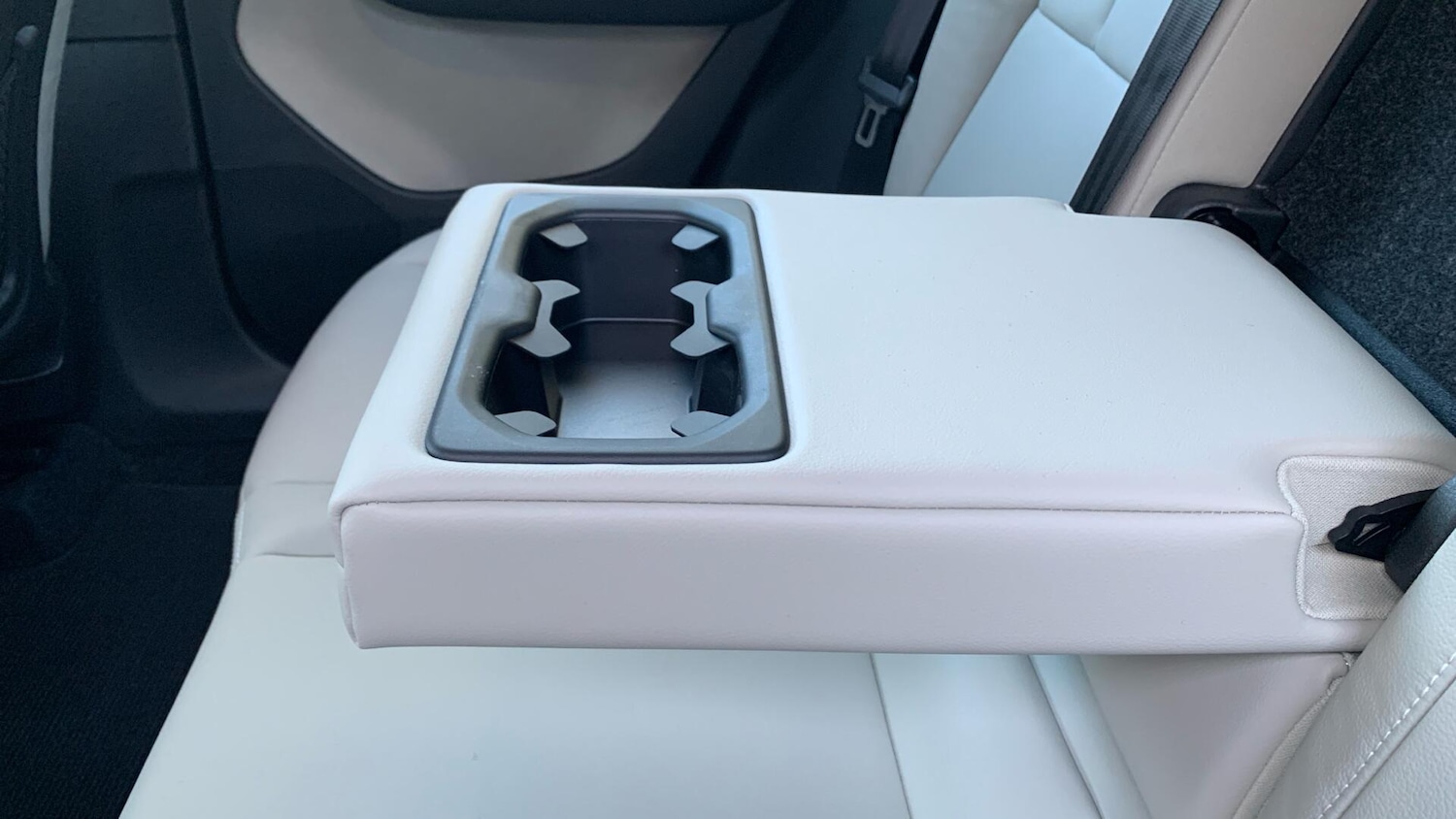 Used Volvo XC40 2020 for sale - 76832215: Photo 35