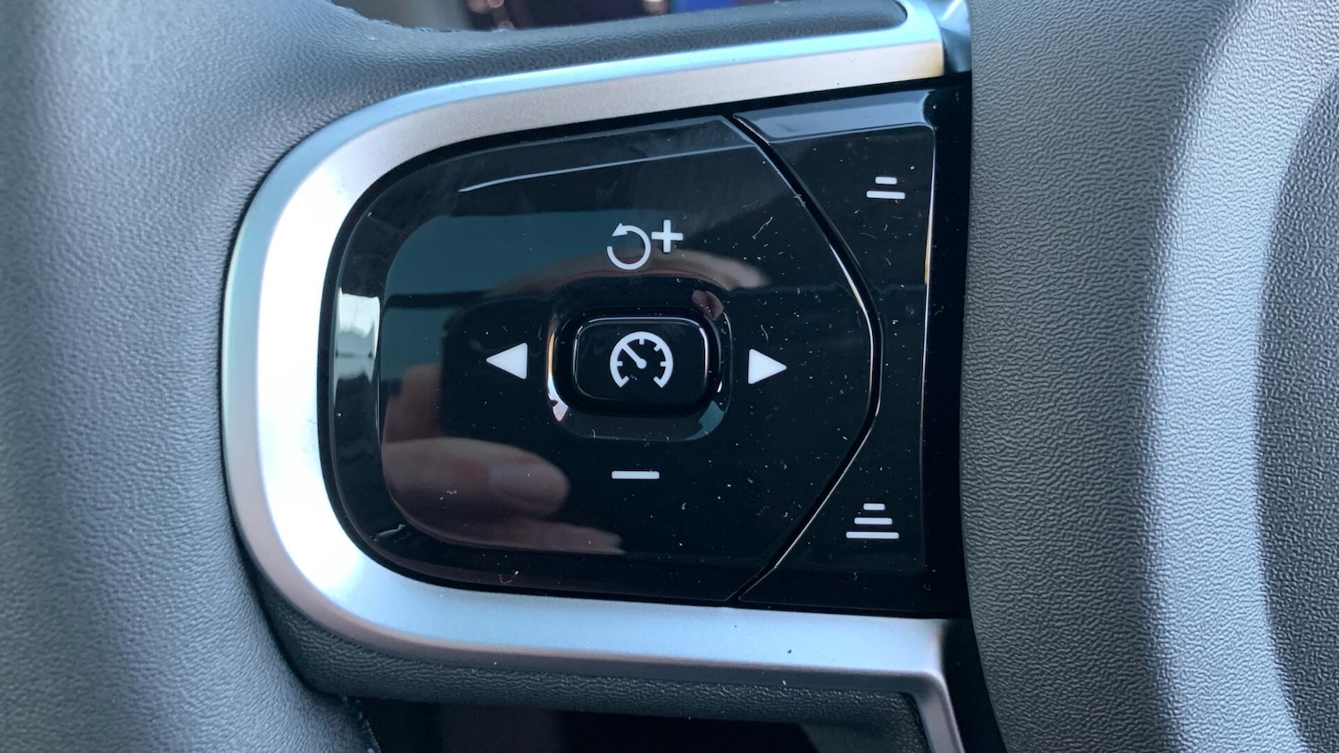 Used Volvo XC90 for sale - 77015832: Photo 21