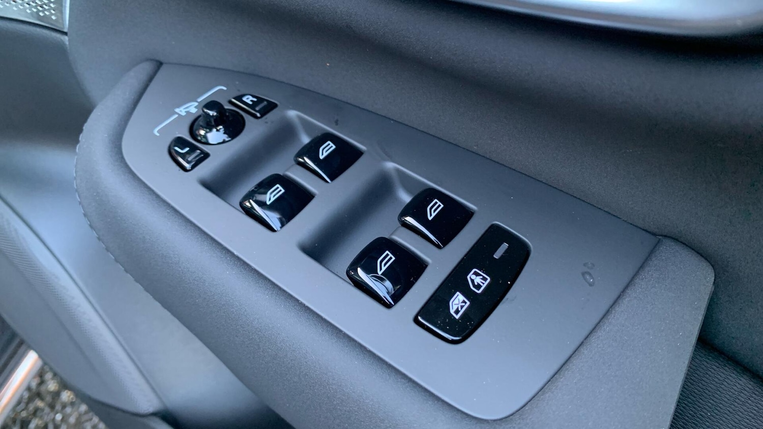 Used Volvo XC90 for sale - 77015832: Photo 24