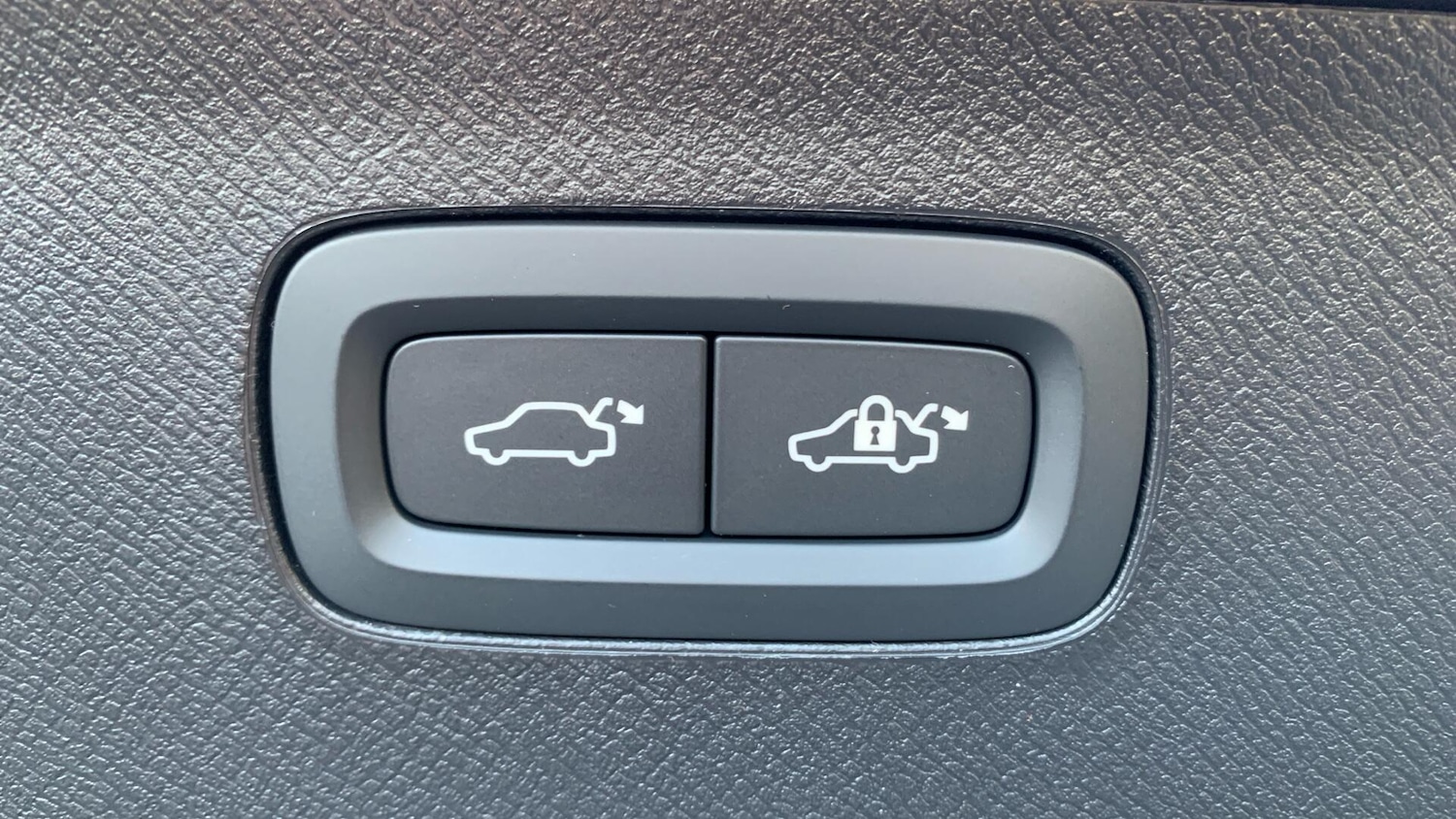 Used Volvo XC90 for sale - 77015832: Photo 35