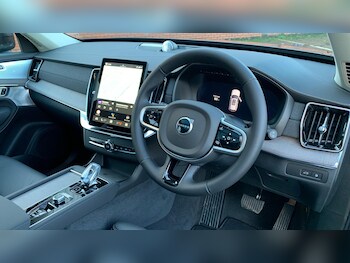 Used Volvo XC90 2025 for sale - 77015832: Photo