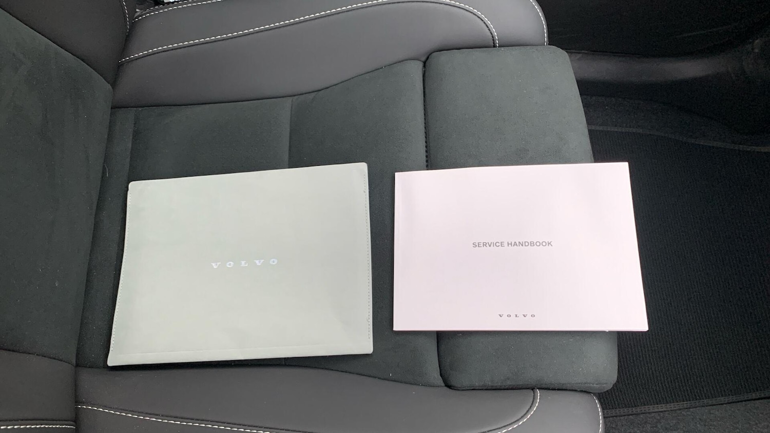 Used Volvo XC40 2024 for sale - 76432728: Photo 15