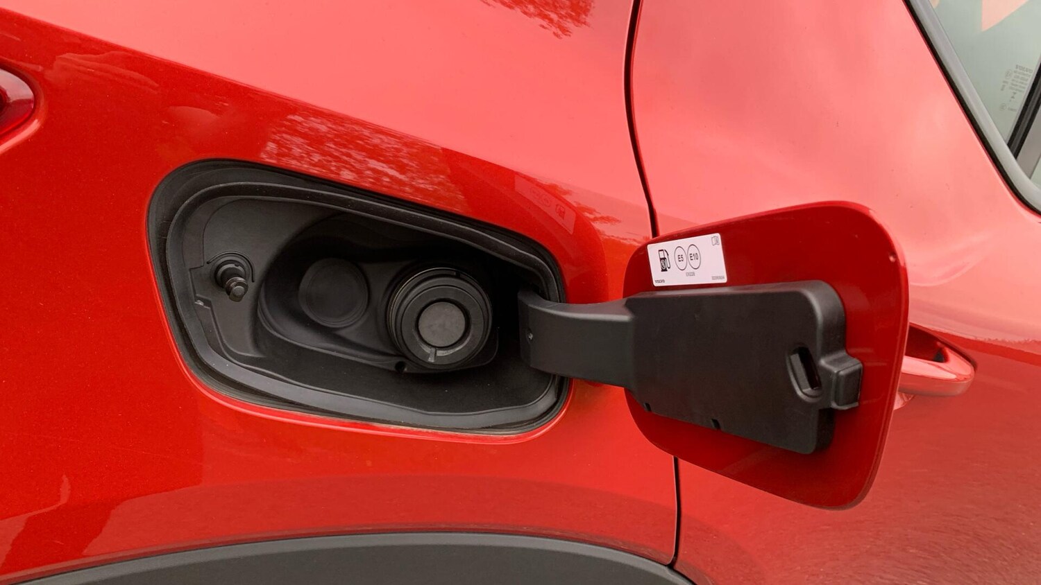 Used Volvo XC40 2024 for sale - 76432728: Photo 17