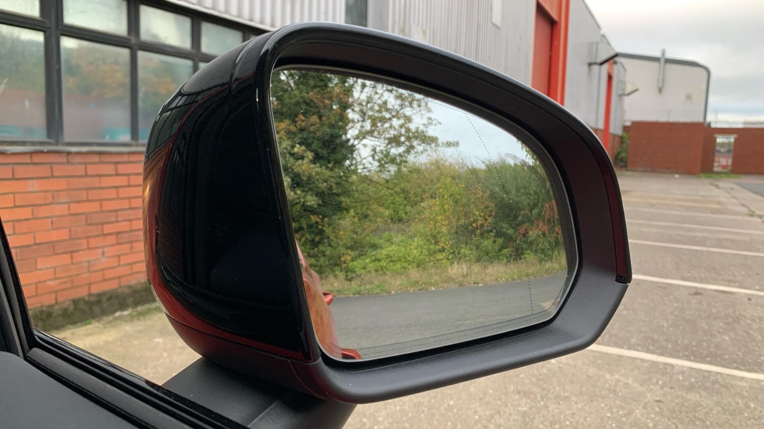 Used Volvo XC40 2024 for sale - 76432728: Photo 33