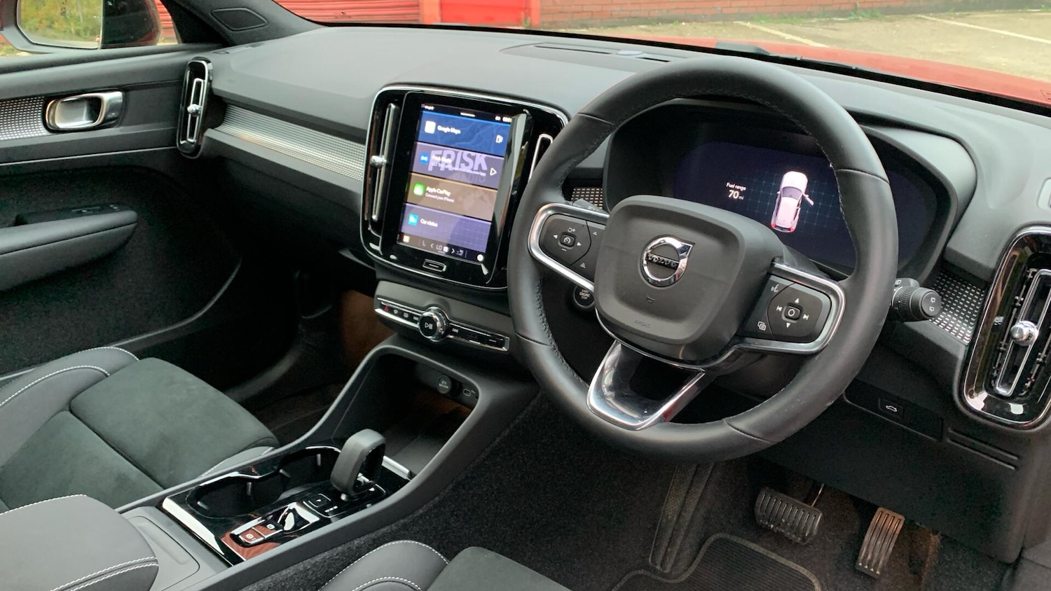 Used Volvo XC40 2024 for sale - 76432728: Photo 5