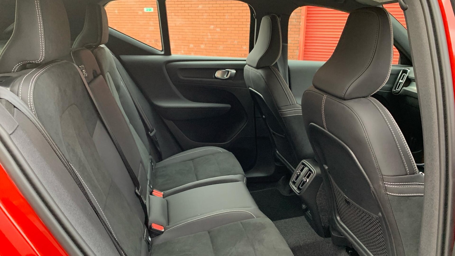 Used Volvo XC40 2024 for sale - 76432728: Photo 7