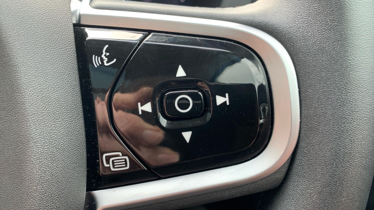 Used Volvo XC60 2025 for sale - 77838955: Photo 22