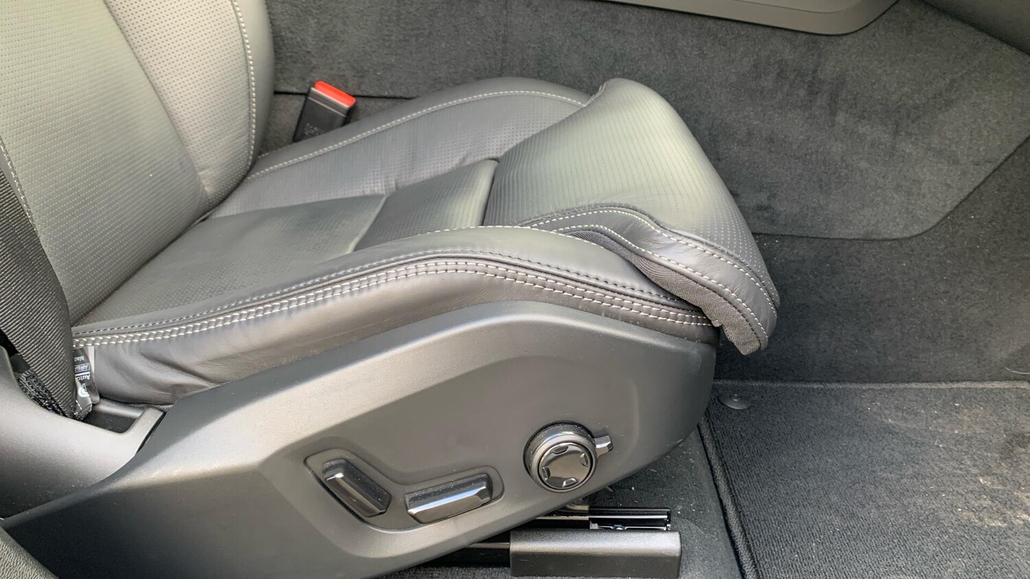 Used Volvo XC60 2025 for sale - 77838955: Photo 30