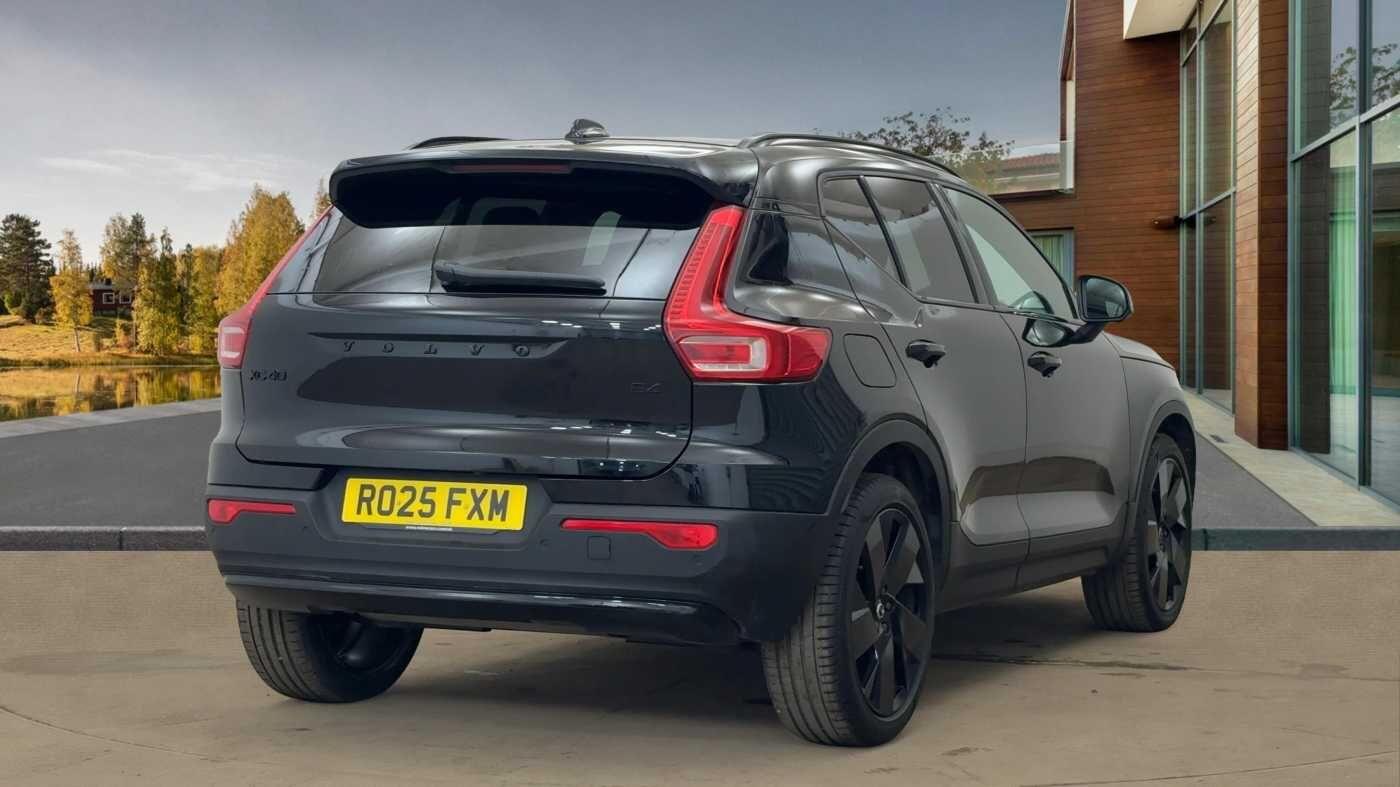 Used Volvo XC40 2025 for sale - 76832721: Photo 10