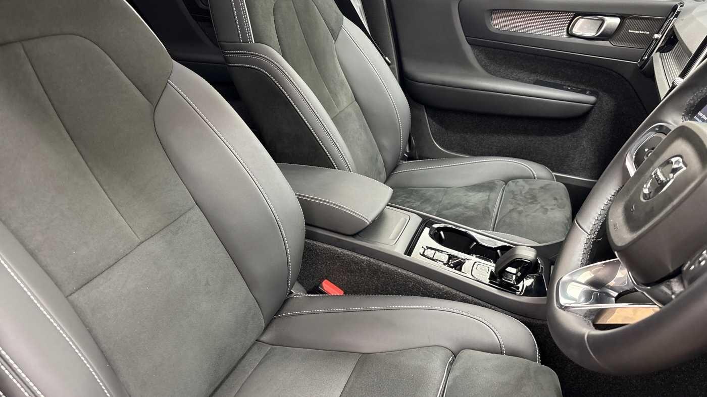 Used Volvo XC40 2025 for sale - 76832721: Photo 14