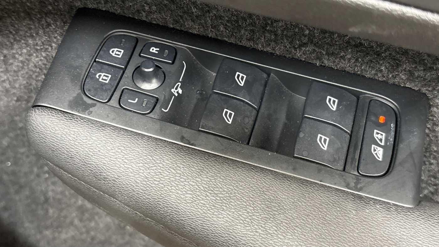 Used Volvo XC40 2025 for sale - 76832721: Photo 18