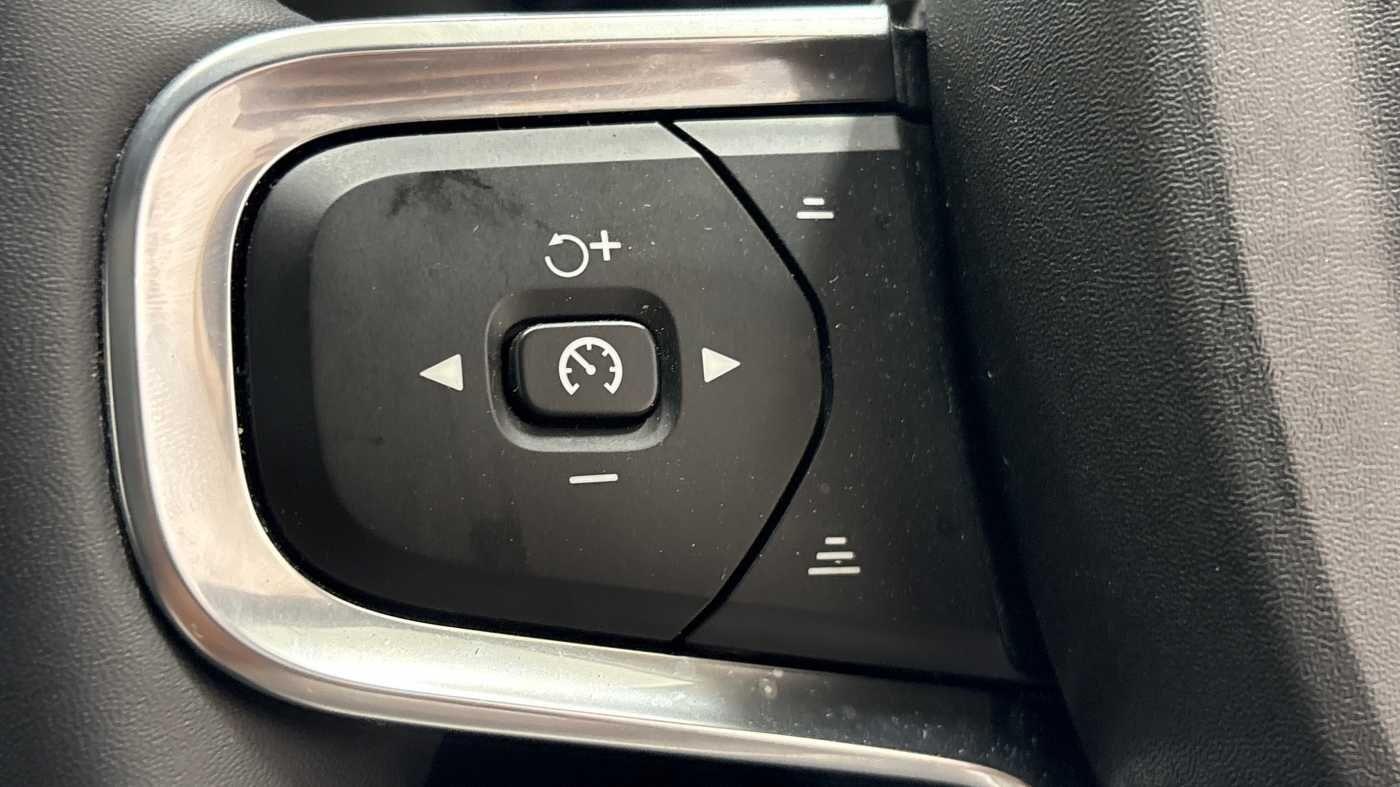 Used Volvo XC40 2025 for sale - 76832721: Photo 23