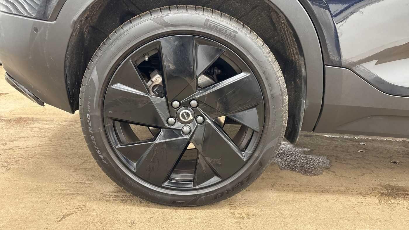 Used Volvo XC40 2025 for sale - 76832721: Photo 26