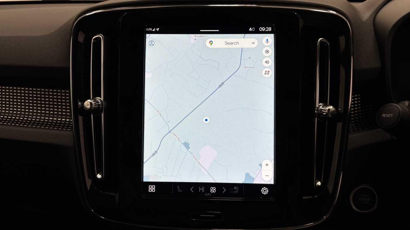 Used Volvo XC40 2025 for sale - 76832721: Photo 30