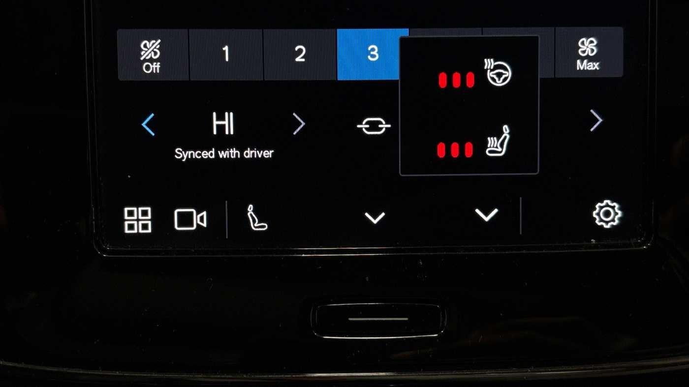 Used Volvo XC40 2025 for sale - 76832721: Photo 34