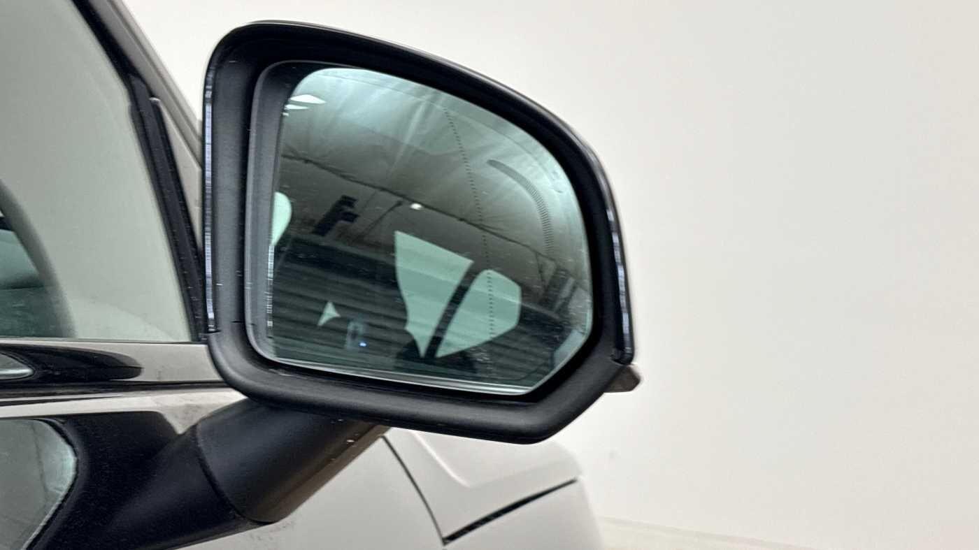Used Volvo XC40 2025 for sale - 76832721: Photo 37