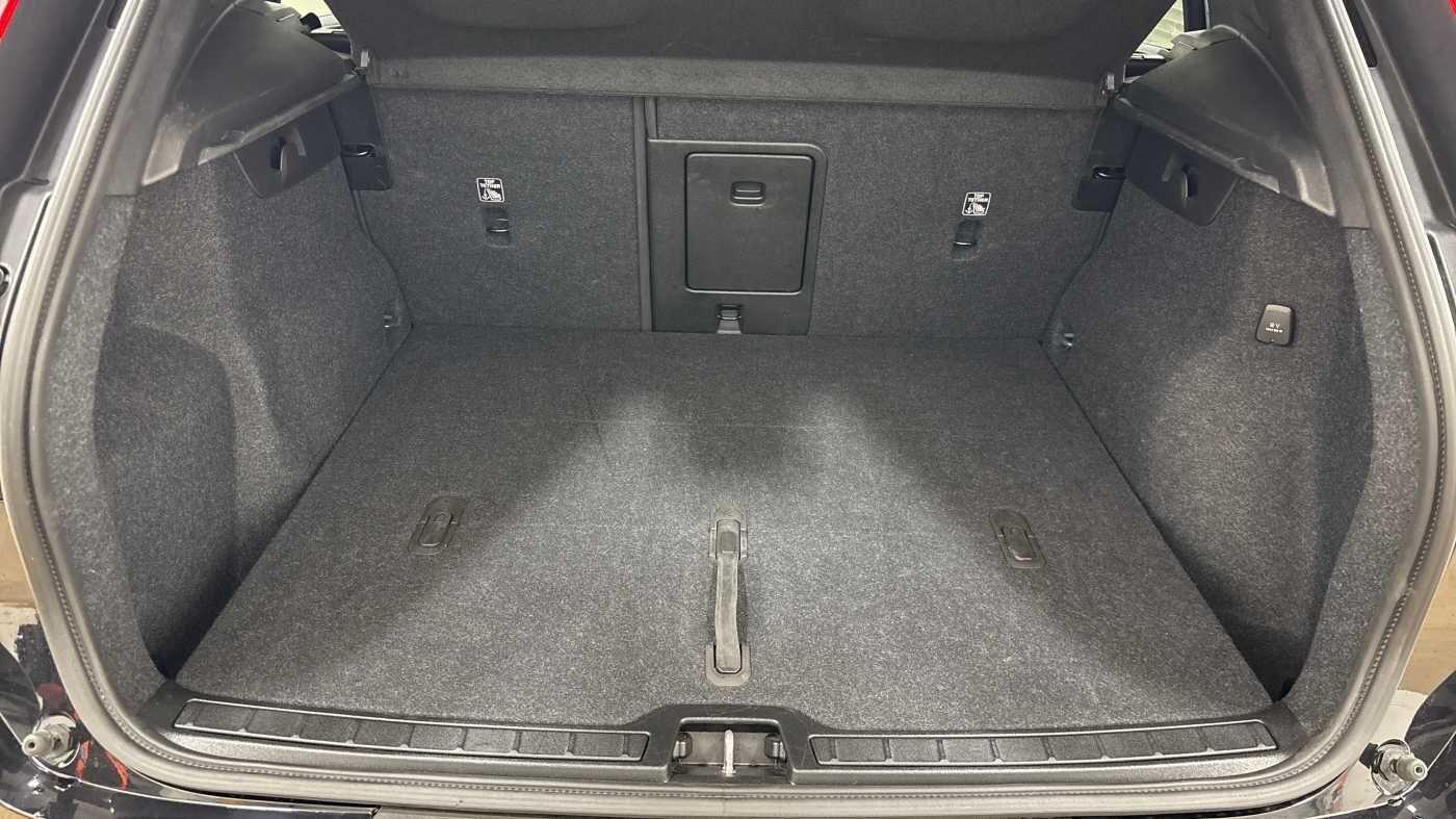 Used Volvo XC40 2025 for sale - 76832721: Photo 38