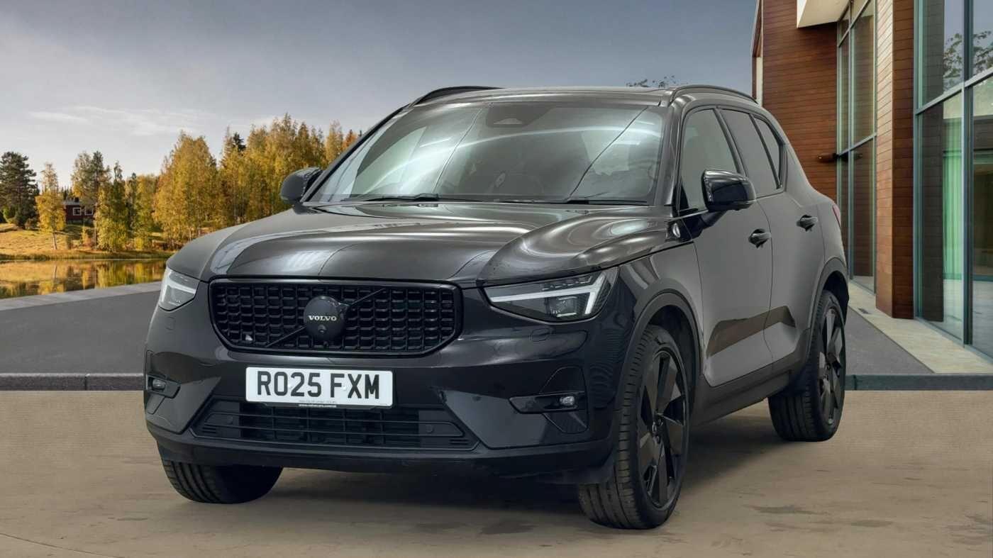 Used Volvo XC40 2025 for sale - 76832721: Photo 4