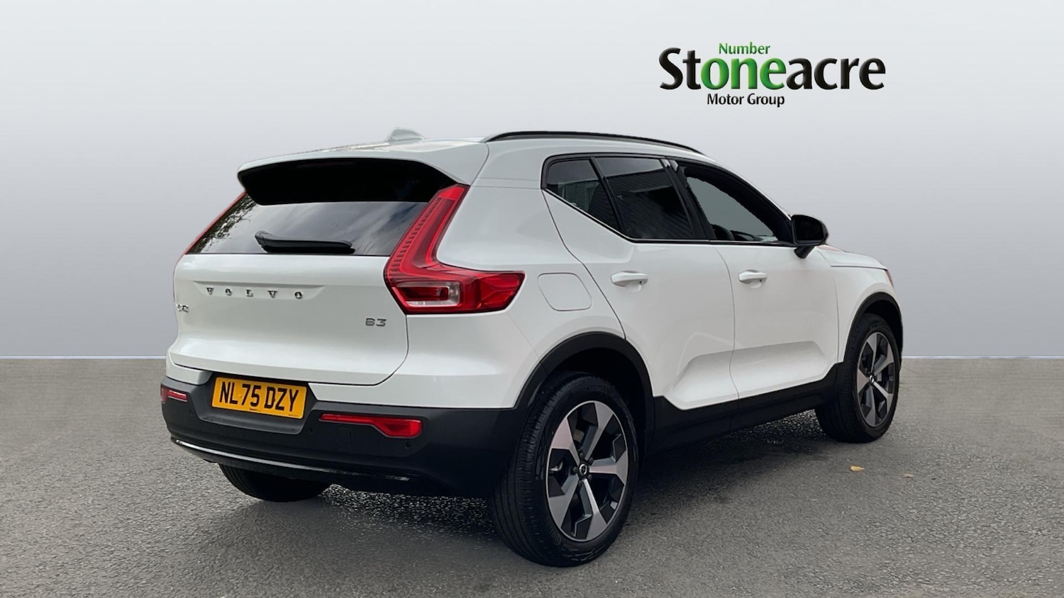 Used Volvo XC40 2025 for sale - 77166787: Photo 2