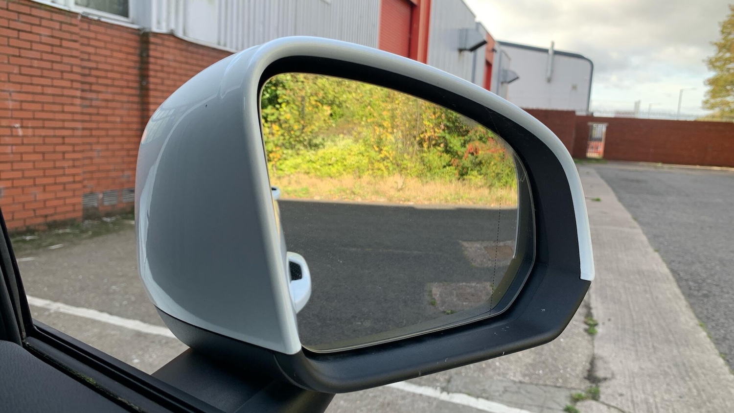 Used Volvo XC40 2025 for sale - 76337906: Photo 33