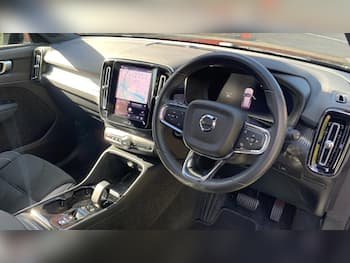 Used Volvo XC40 2023 for sale - 79781060: Photo