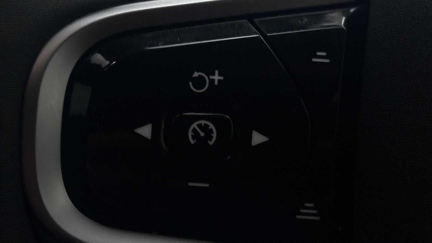 Used Volvo XC60 2025 for sale - 77496803: Photo 21