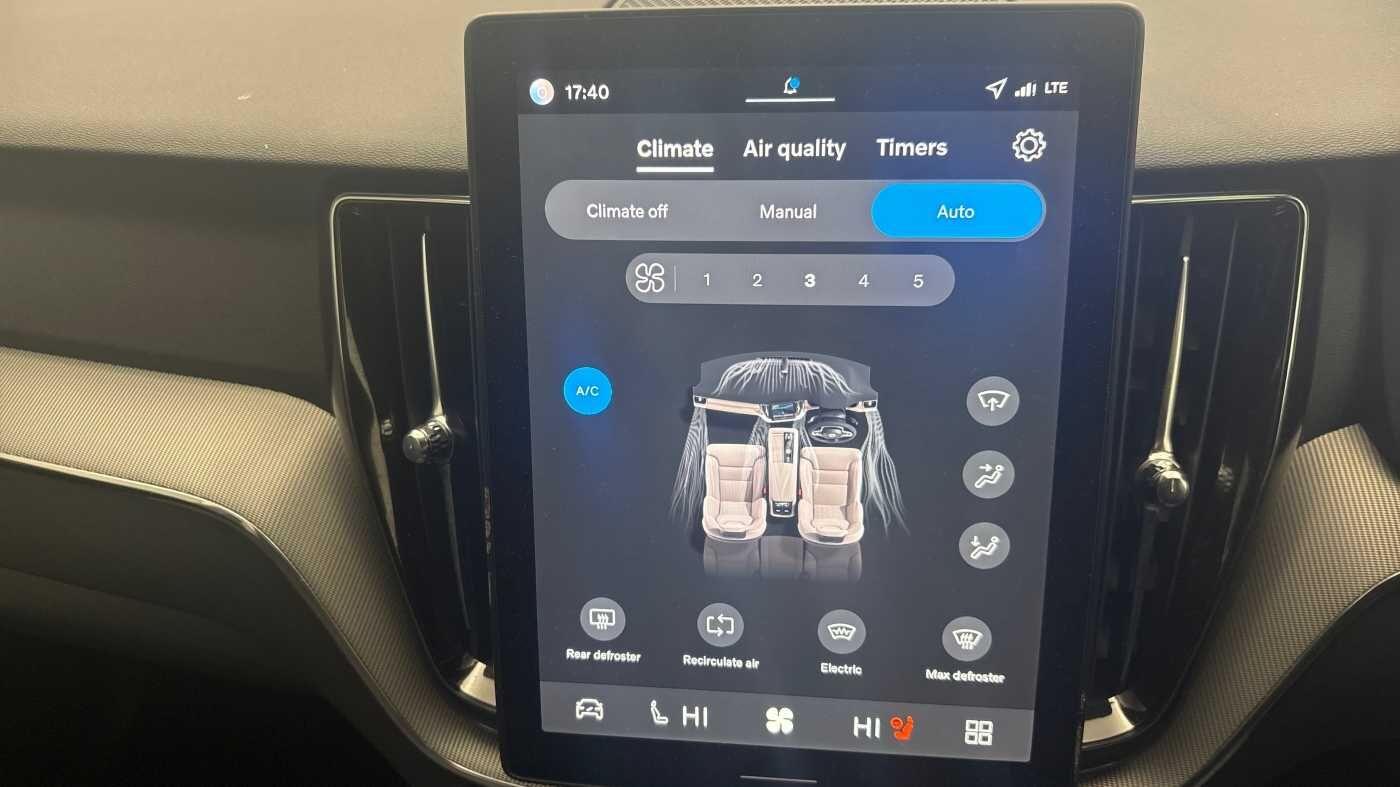 Used Volvo XC60 2025 for sale - 77496803: Photo 33