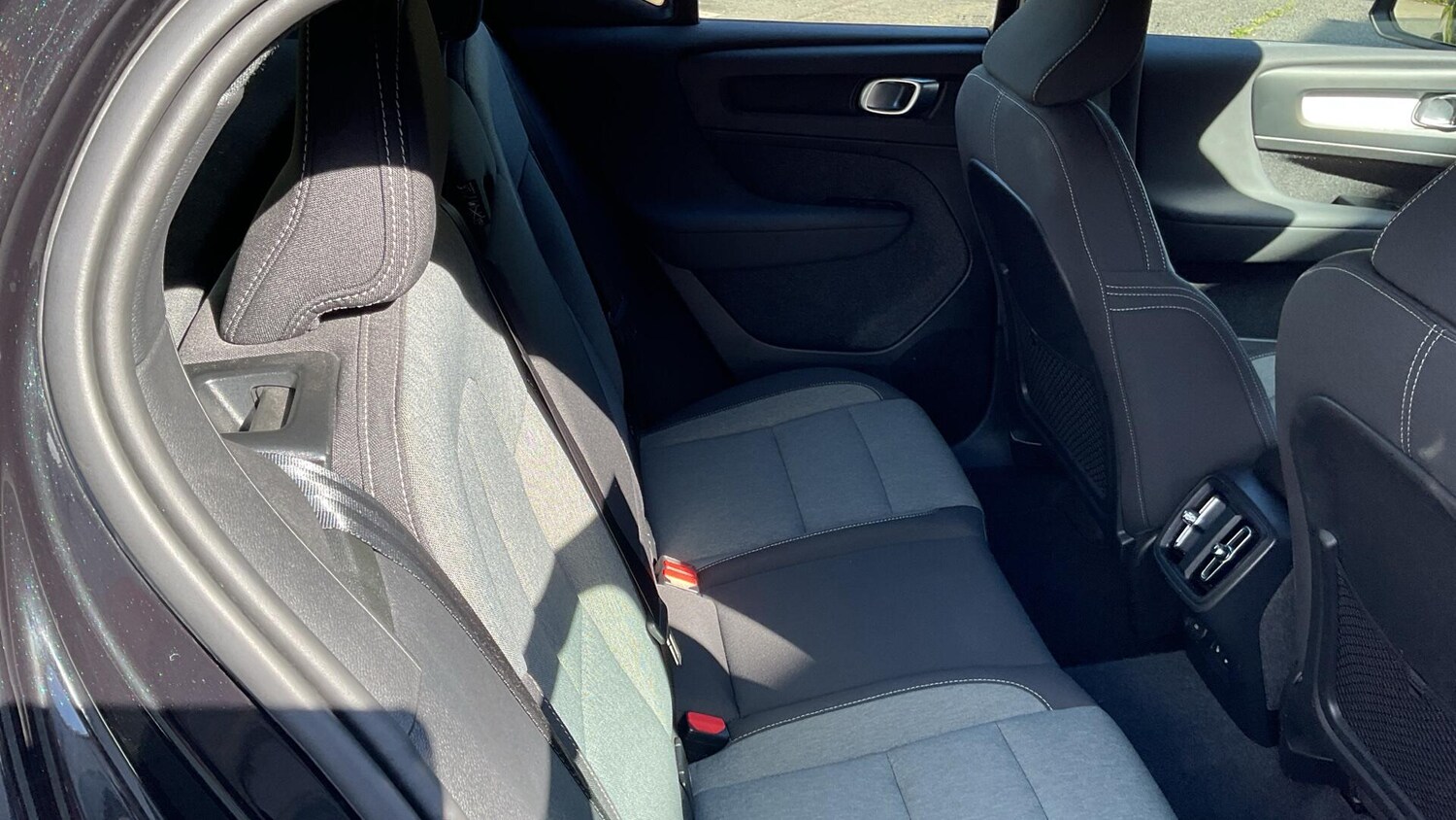 Used Volvo XC40 2023 for sale - 76072924: Photo 6