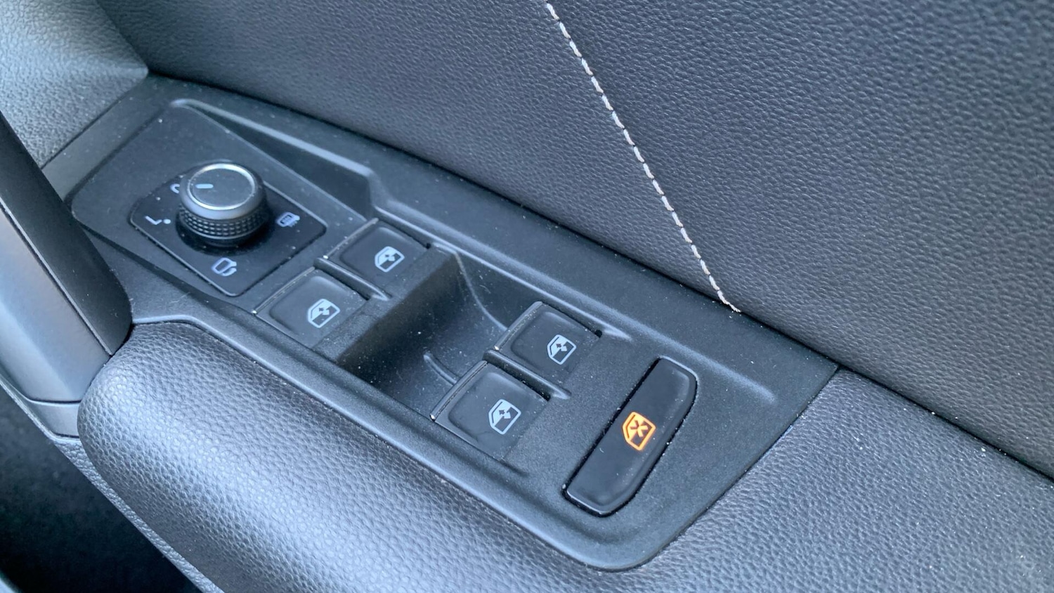 Used Volkswagen Tiguan 2021 for sale - 76824030: Photo 24