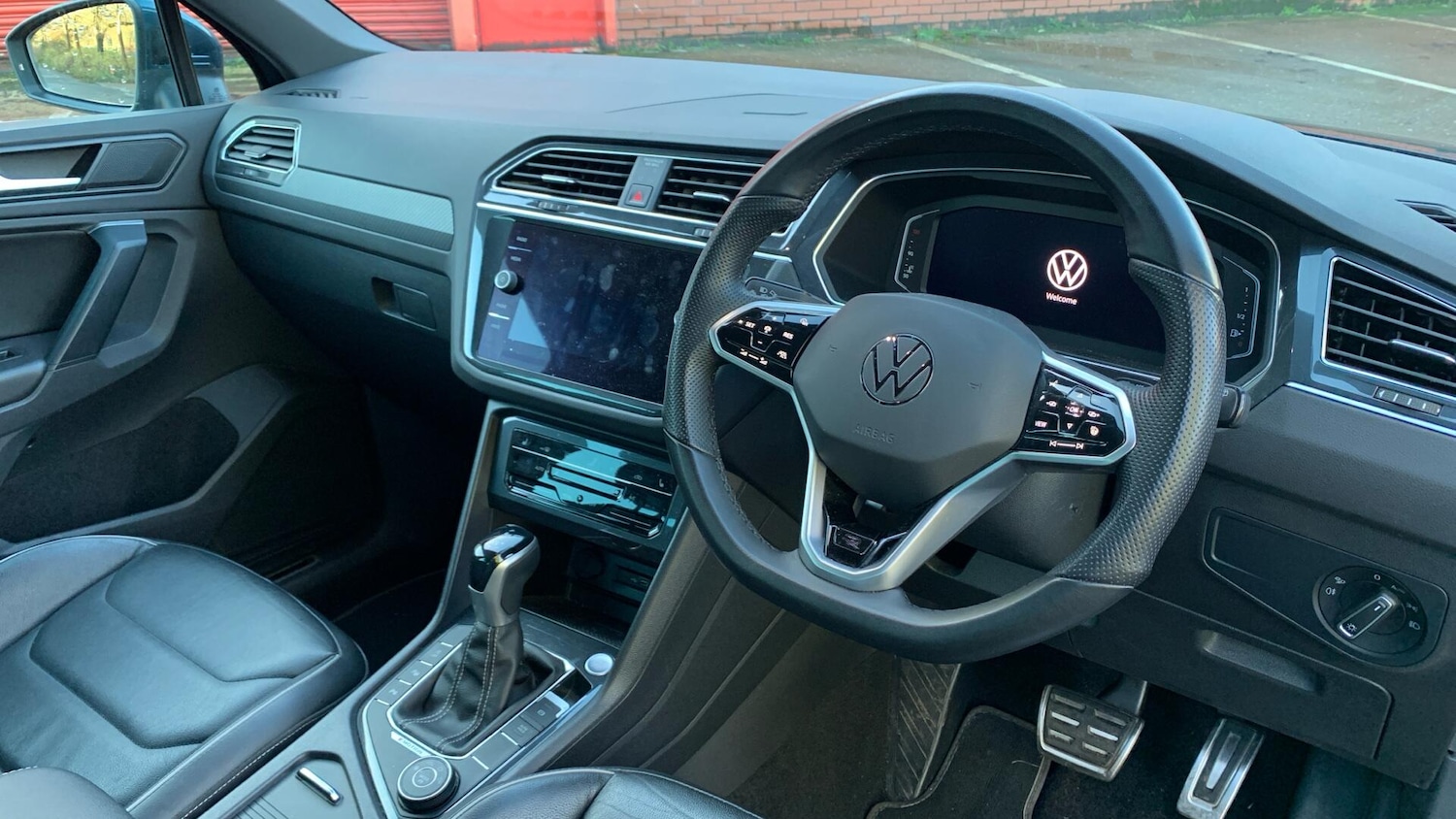 Used Volkswagen Tiguan 2021 for sale - 76824030: Photo 4