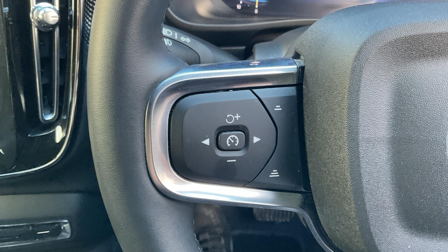 Used Volvo XC40 2024 for sale - 76700714: Photo 21