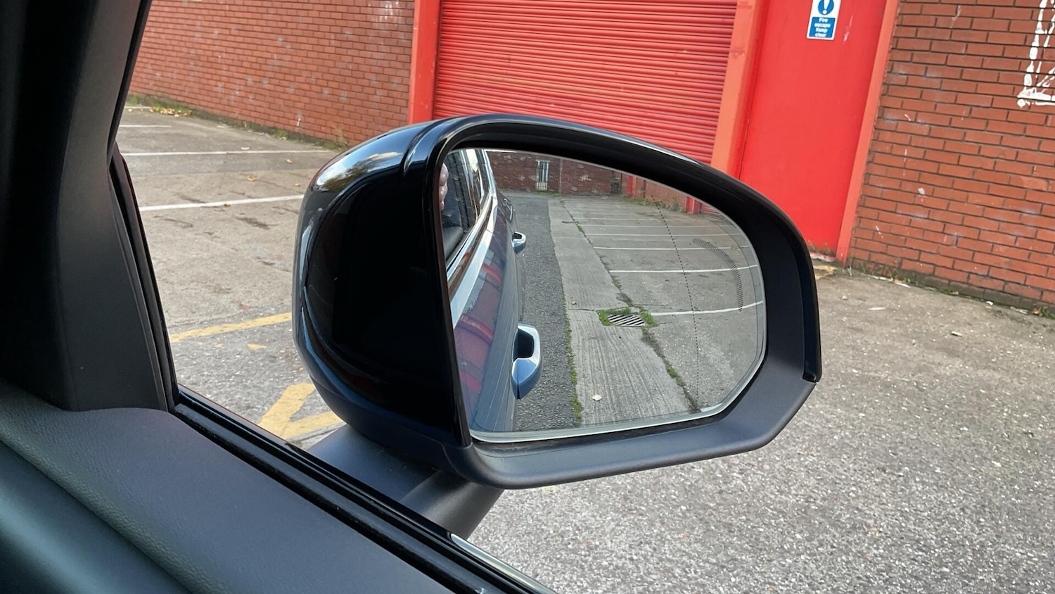 Used Volvo XC40 2024 for sale - 76700714: Photo 32