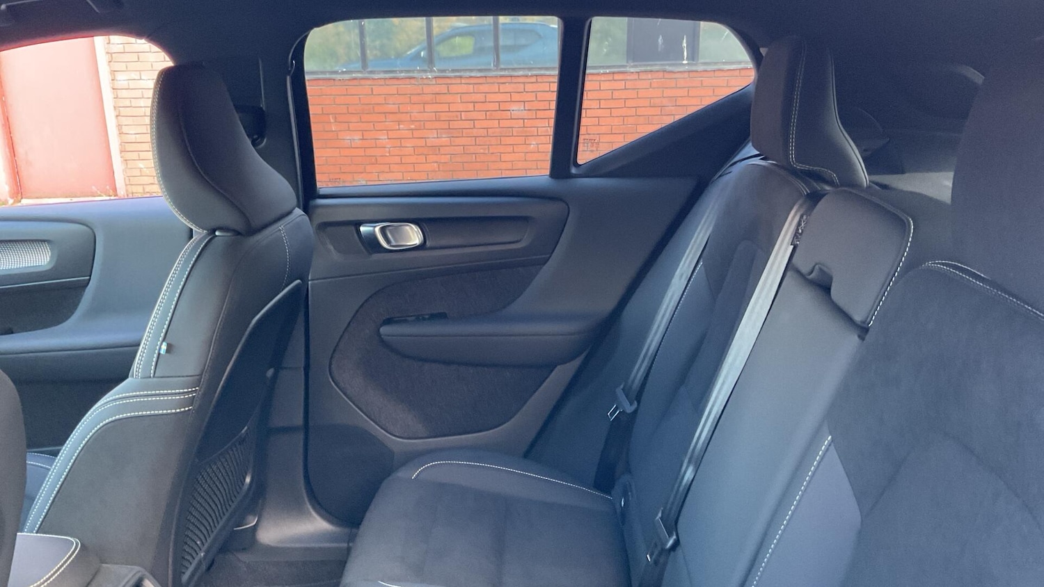 Used Volvo XC40 2024 for sale - 76700714: Photo 33