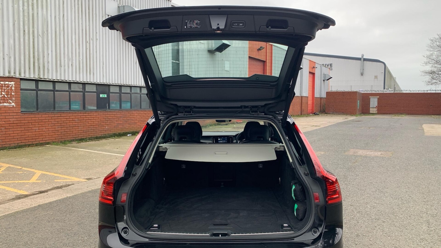 Used Volvo V90 2021 for sale - 77624984: Photo 13