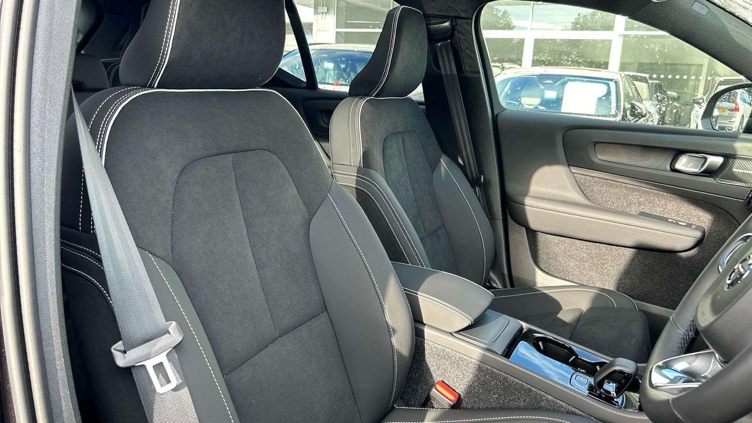 Used Volvo XC40 for sale - 77969888: Photo 15