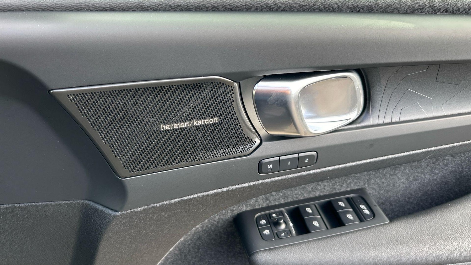 Used Volvo XC40 for sale - 77969888: Photo 17