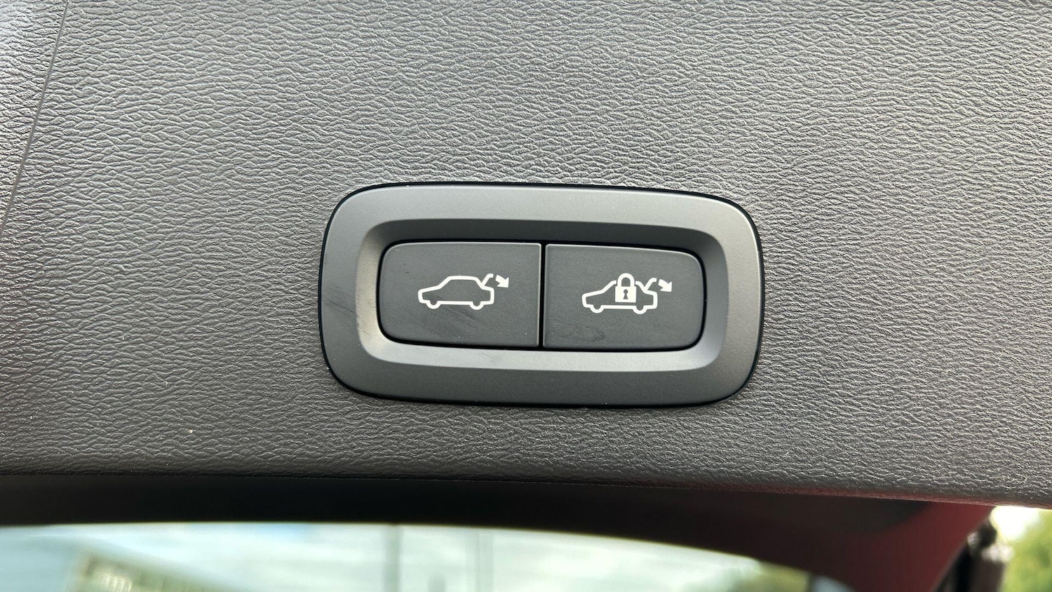 Used Volvo XC40 for sale - 77969888: Photo 22