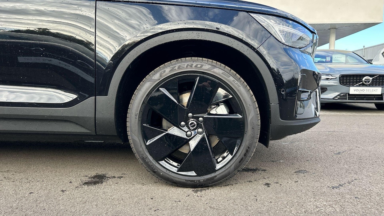 Used Volvo XC40 for sale - 77969888: Photo 25