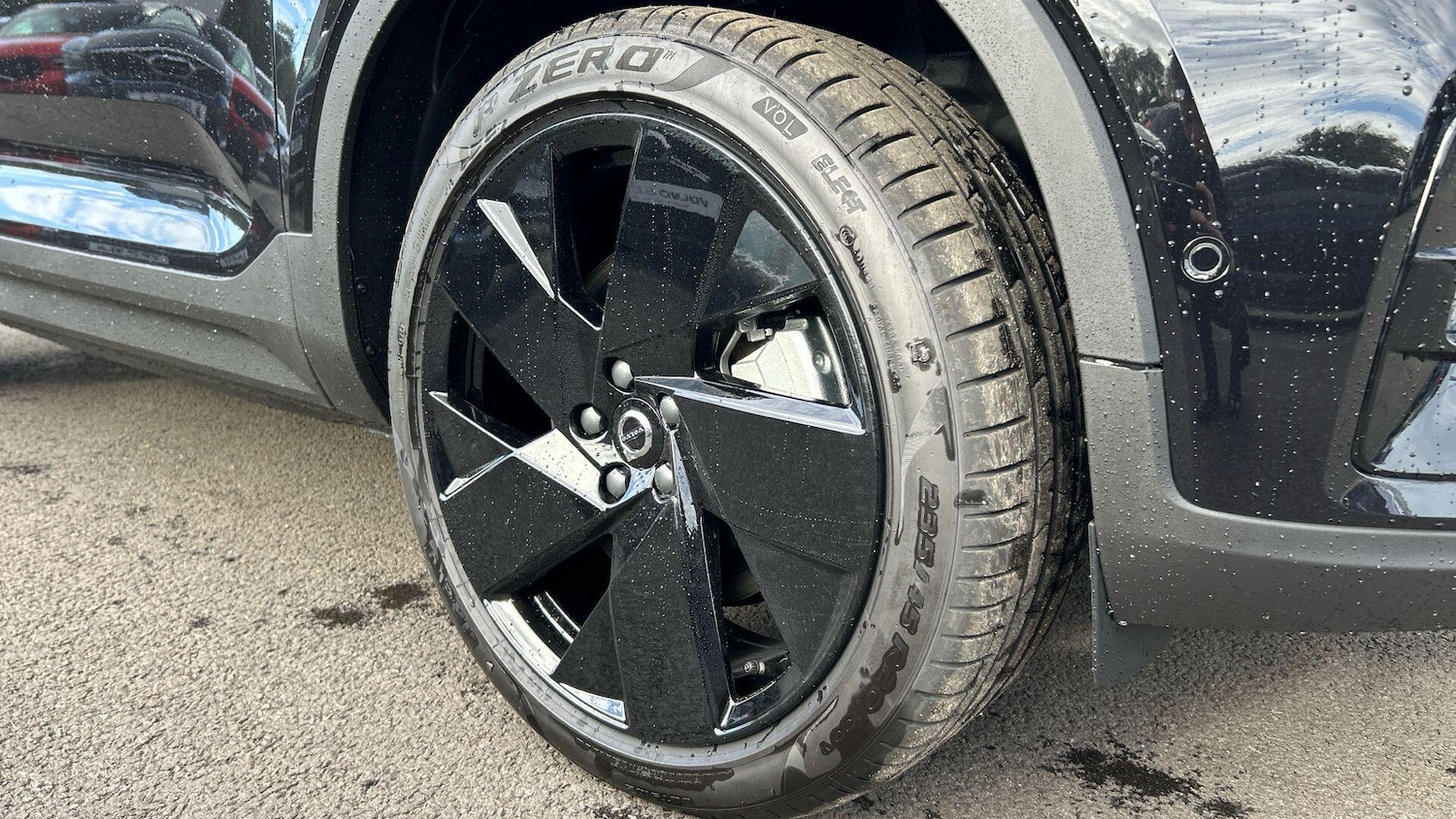 Used Volvo XC40 for sale - 77969888: Photo 26